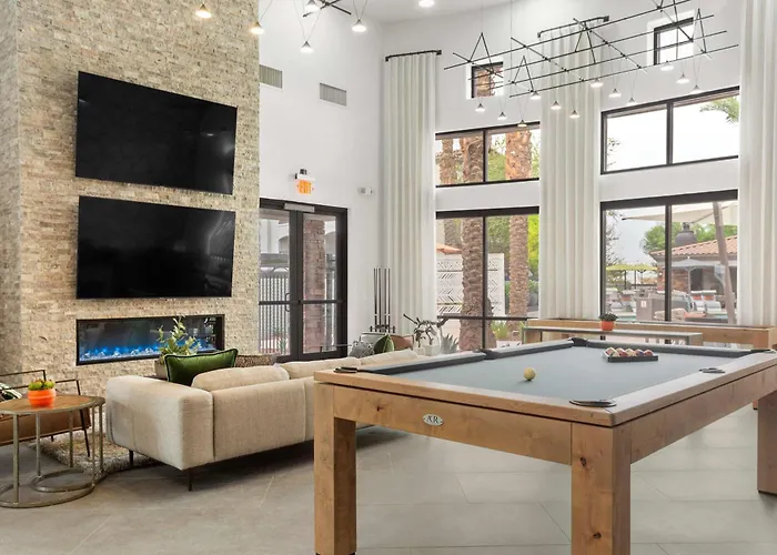 Apartment Cozysuites By The Stadium With Pool 19